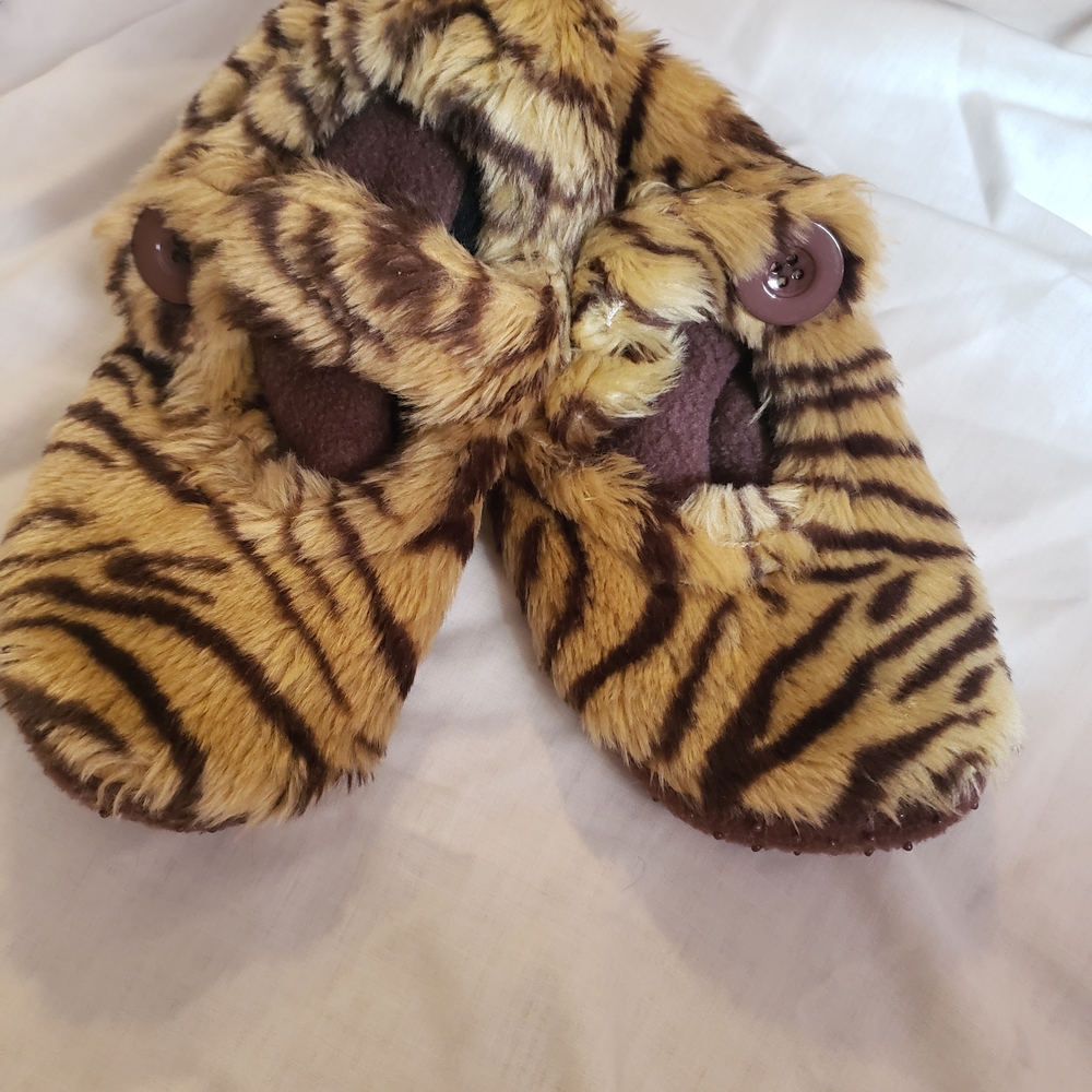 Faux Fur Tiger Mary Jane Style Slippers